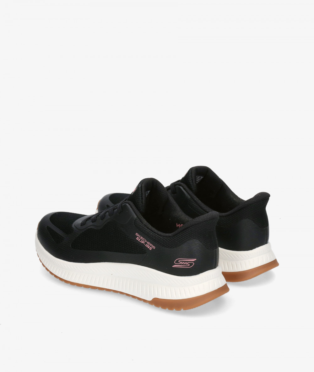 Deportivos Skechers 117624 en negro Deportivos Skechers 117624 en negro