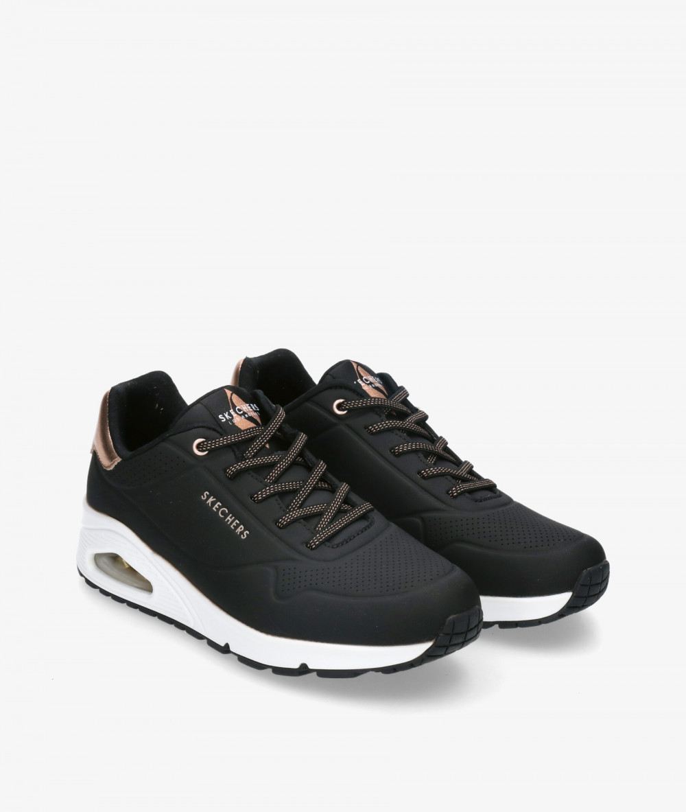 Deportivos Skechers 155196 en negro Deportivos Skechers 155196 en negro