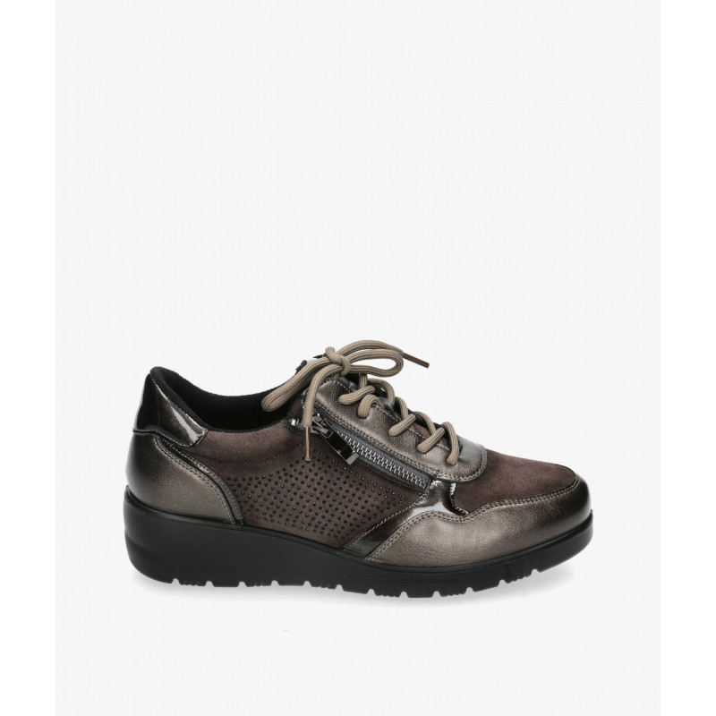 Las 21 mejores zapatillas blancas clásicas para hombre