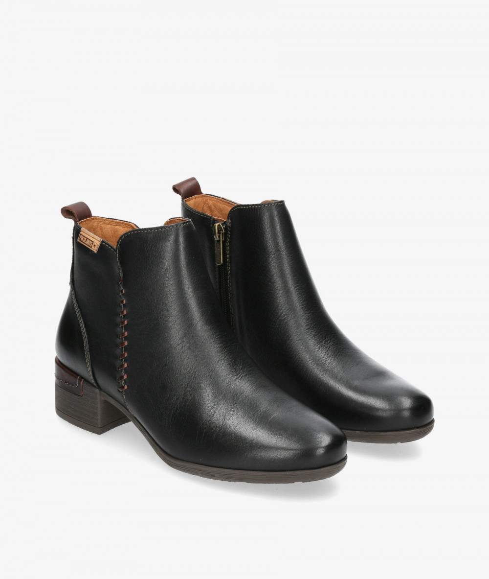 Botines Pikolinos W6W-8950 en negro