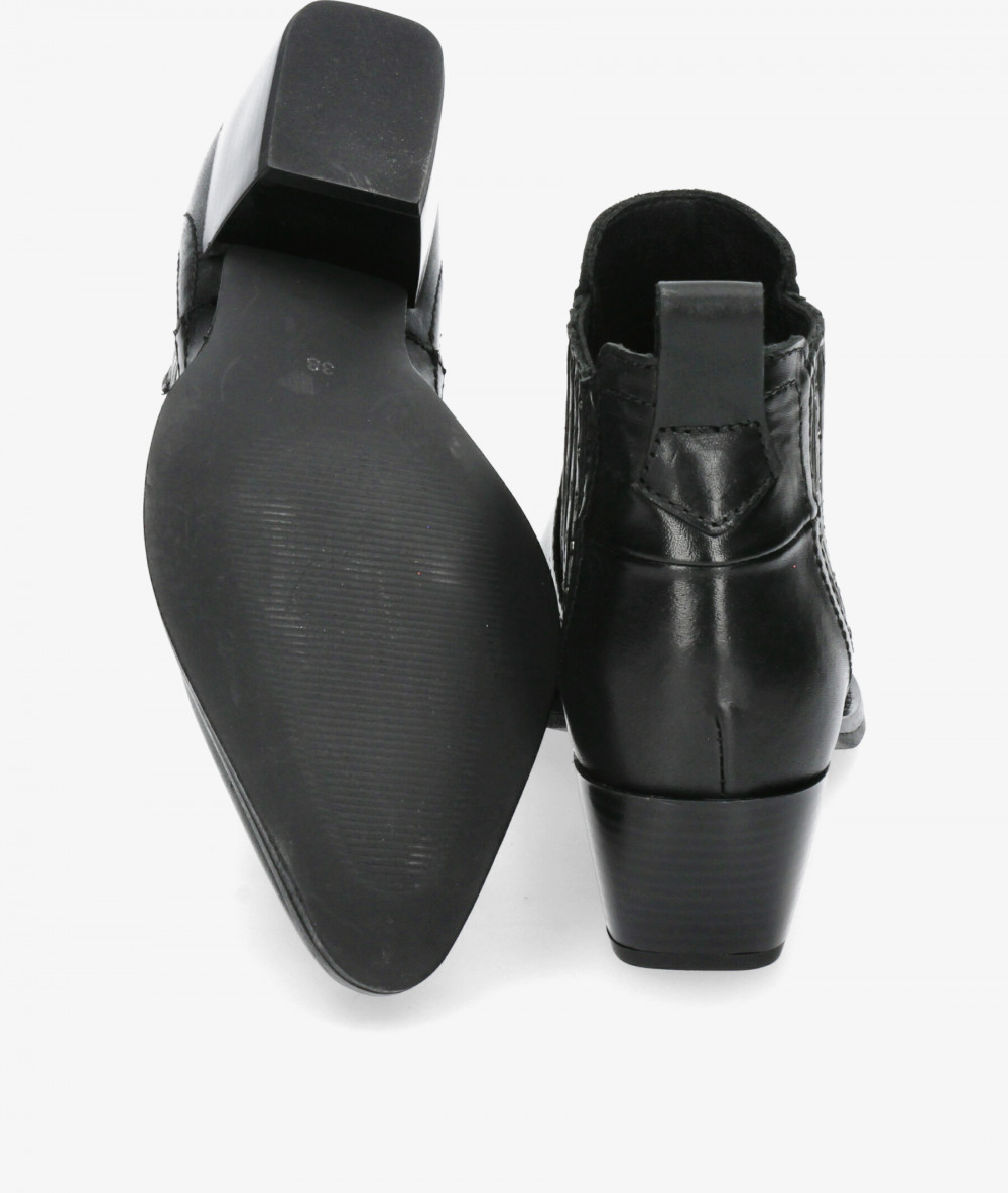 Botines Vexed RUANA 7212 en negro