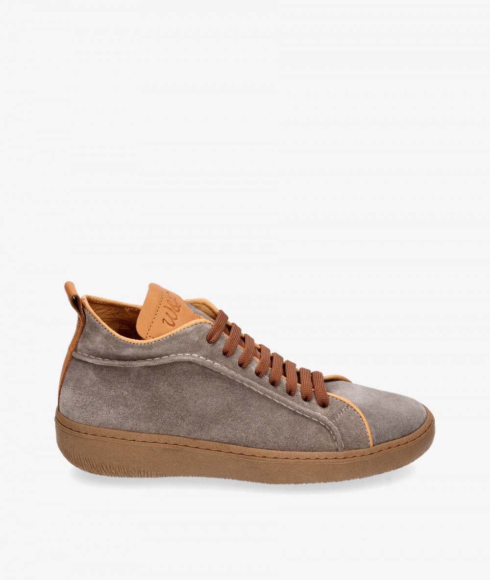 Deportivos Walk & Fly  EST-03-104 en serraje taupe Deportivos Walk & Fly  EST-03-104 en serraje taupe