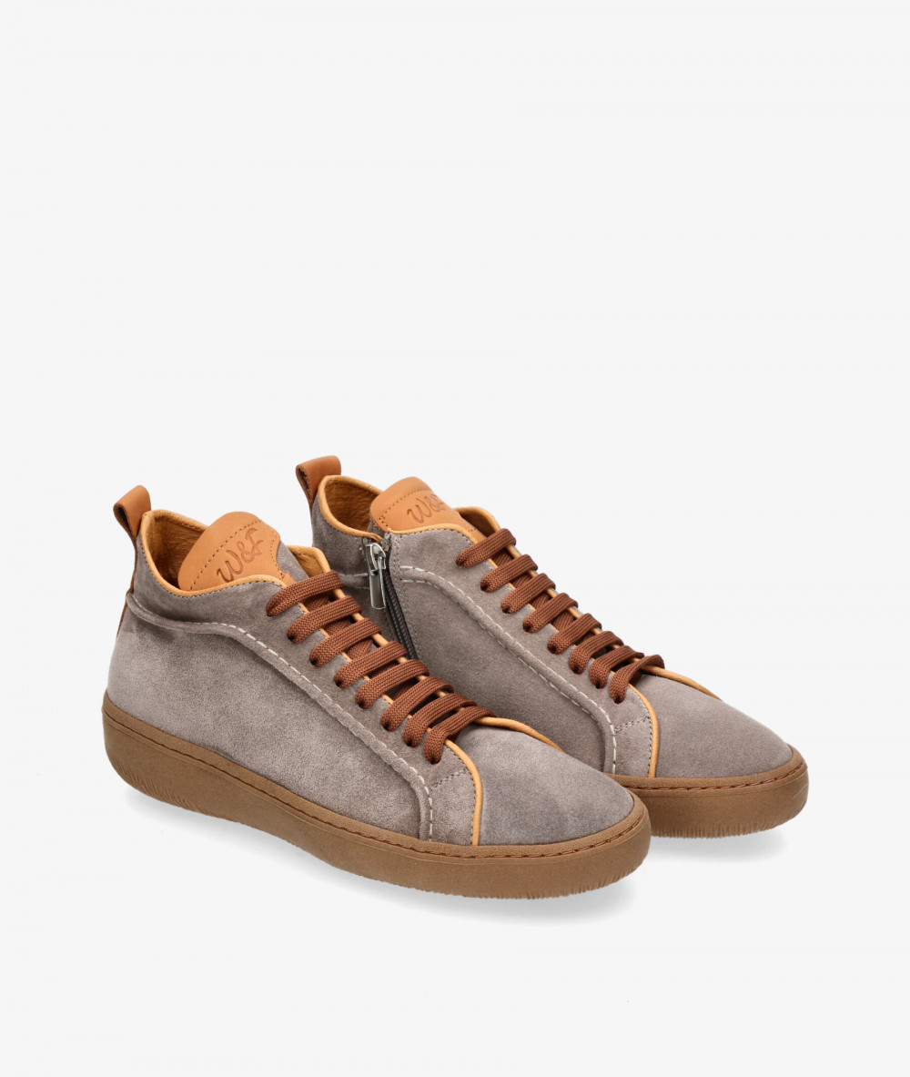 Deportivos Walk & Fly  EST-03-104 en serraje taupe Deportivos Walk & Fly  EST-03-104 en serraje taupe