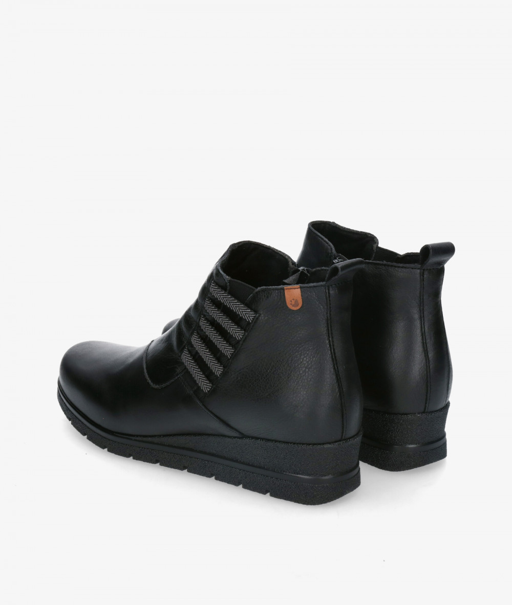 Botines Valeria´s  9501 en negro Botines Valeria´s  9501 en negro