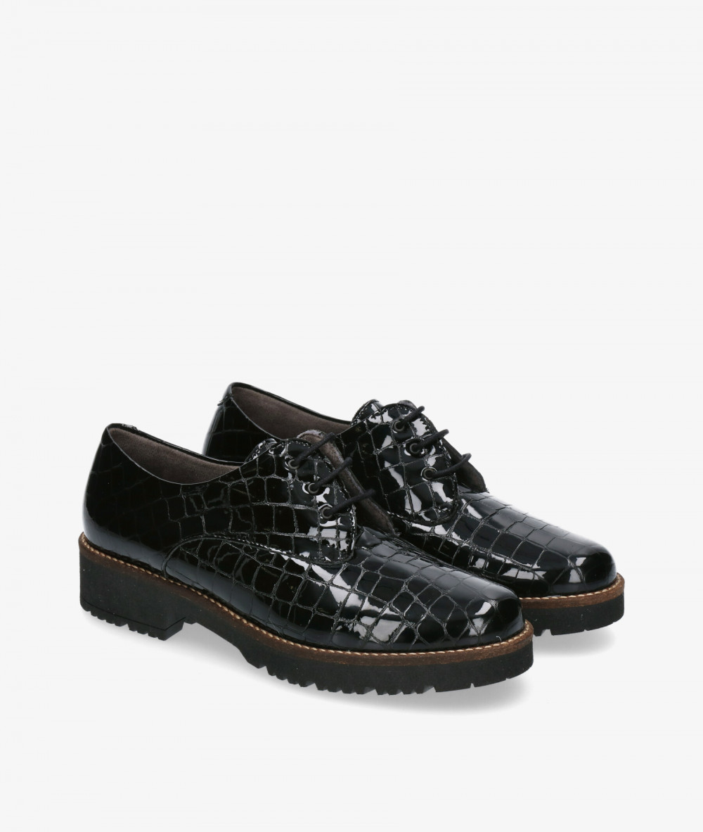 Zapatos inglés Pitillos 10771 en charol negro Zapatos inglés Pitillos 10771 en charol negro