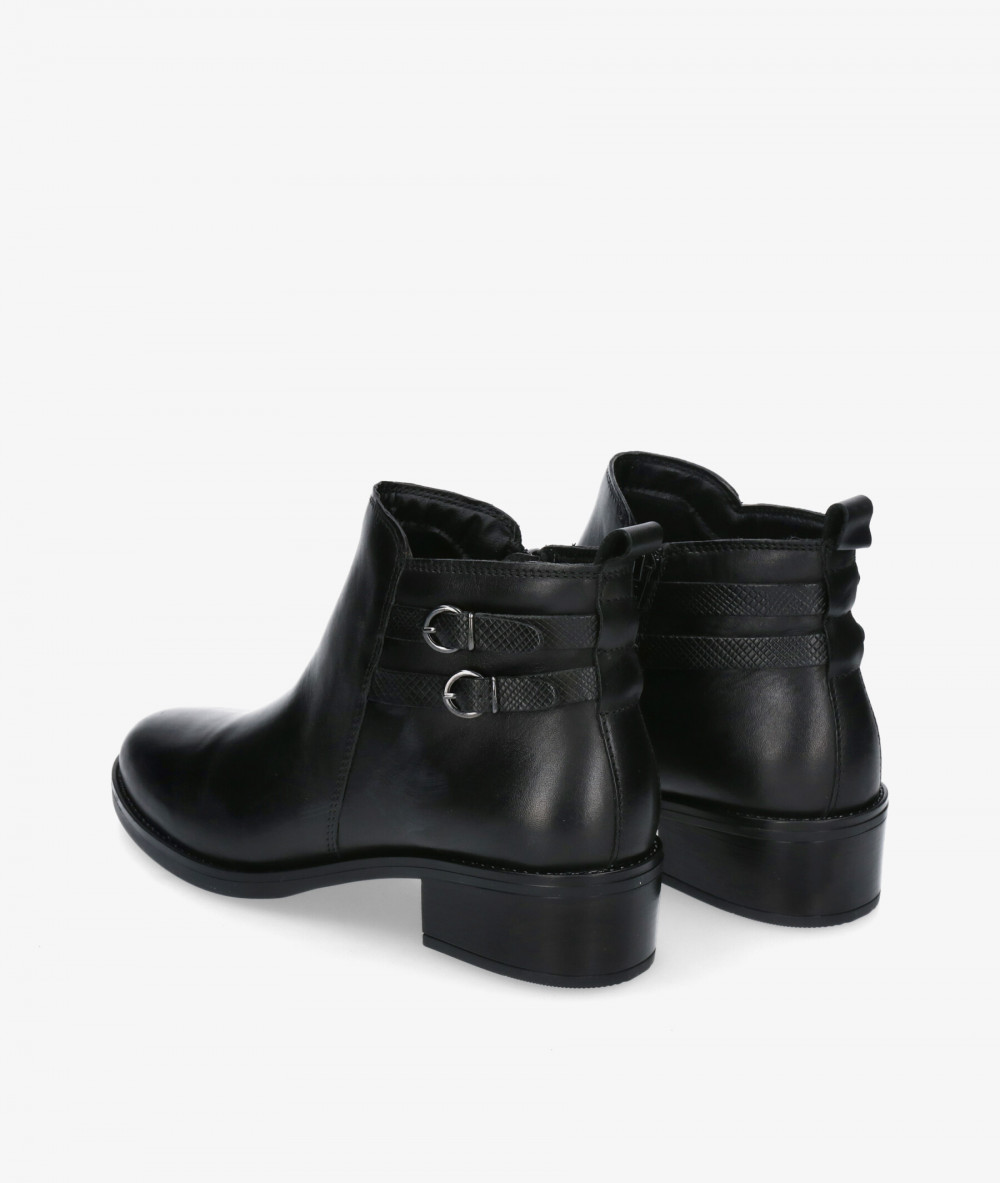 Botines Traveris LOR35-2743 en negro