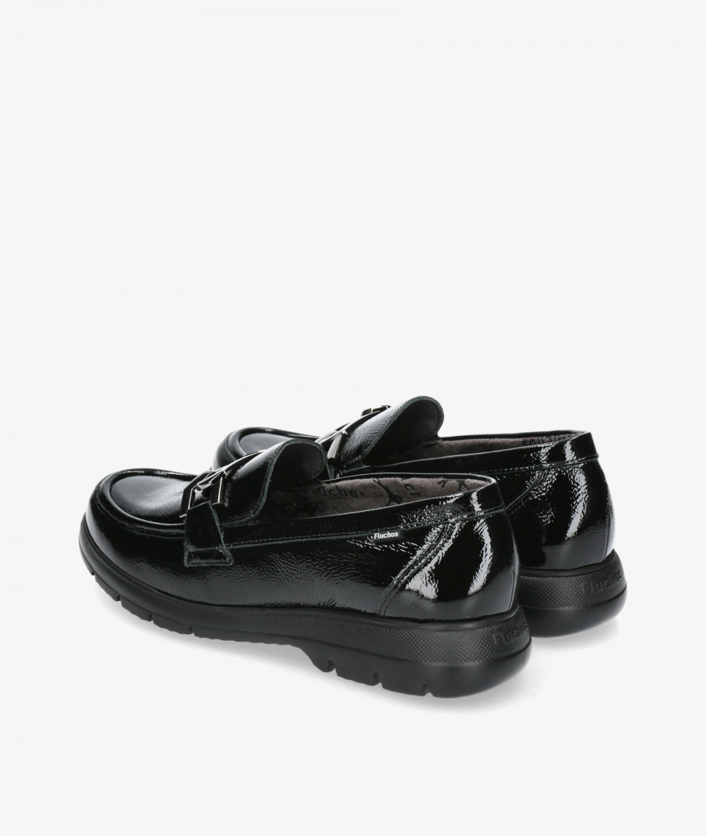 Mocasines Fluchos F1794 en charol negro Mocasines Fluchos F1794 en charol negro