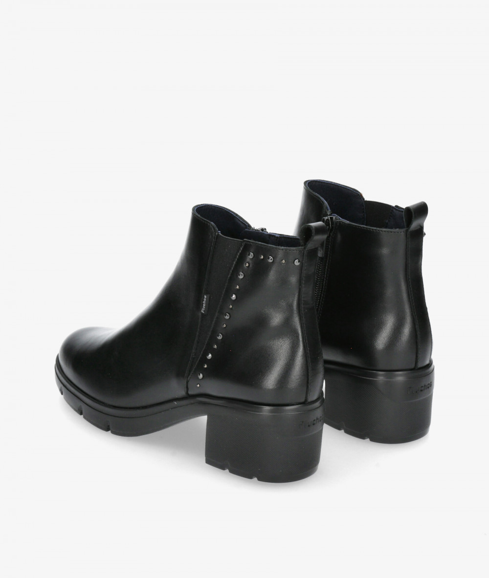 Botines Fluchos  F2109 en negro Botines Fluchos  F2109 en negro
