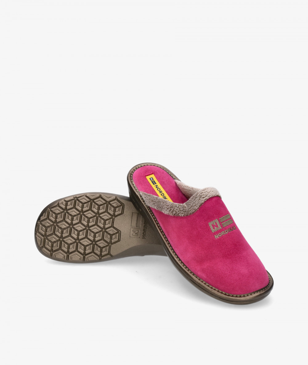 Chinela Nordikas 238-O/8  en serraje fucsia Chinela Nordikas 238-O/8  en serraje fucsia