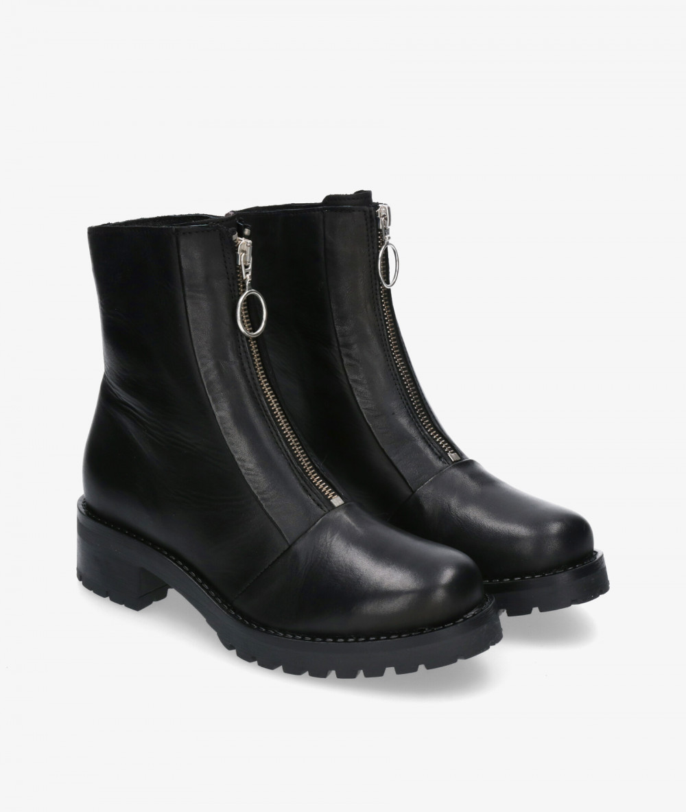 Traveris Ankle boots  B-1377 M in black Traveris Ankle boots  B-1377 M in black