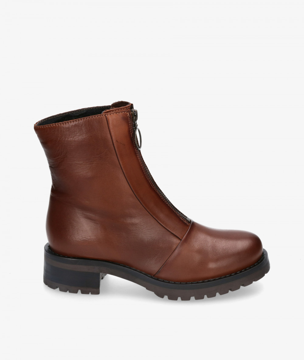 Botines Traveris B-1377 M en cuero