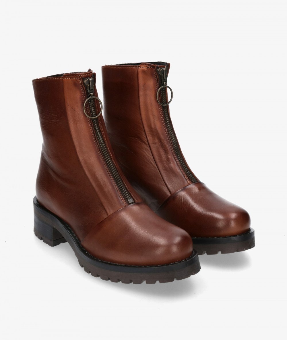 Traveris Ankle boots  B-1377 M in leather Traveris Ankle boots  B-1377 M in leather