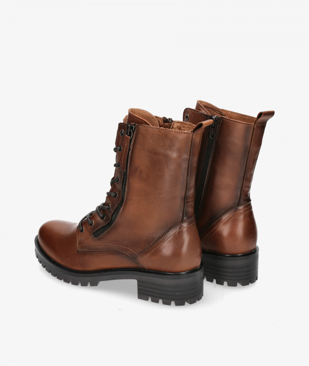 Traveris Ankle boots  B-3034 in leather Traveris Ankle boots  B-3034 in leather