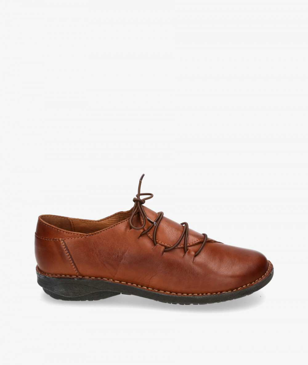 Zapatos planos Traveris IB16353 en cuero Zapatos planos Traveris IB16353 en cuero