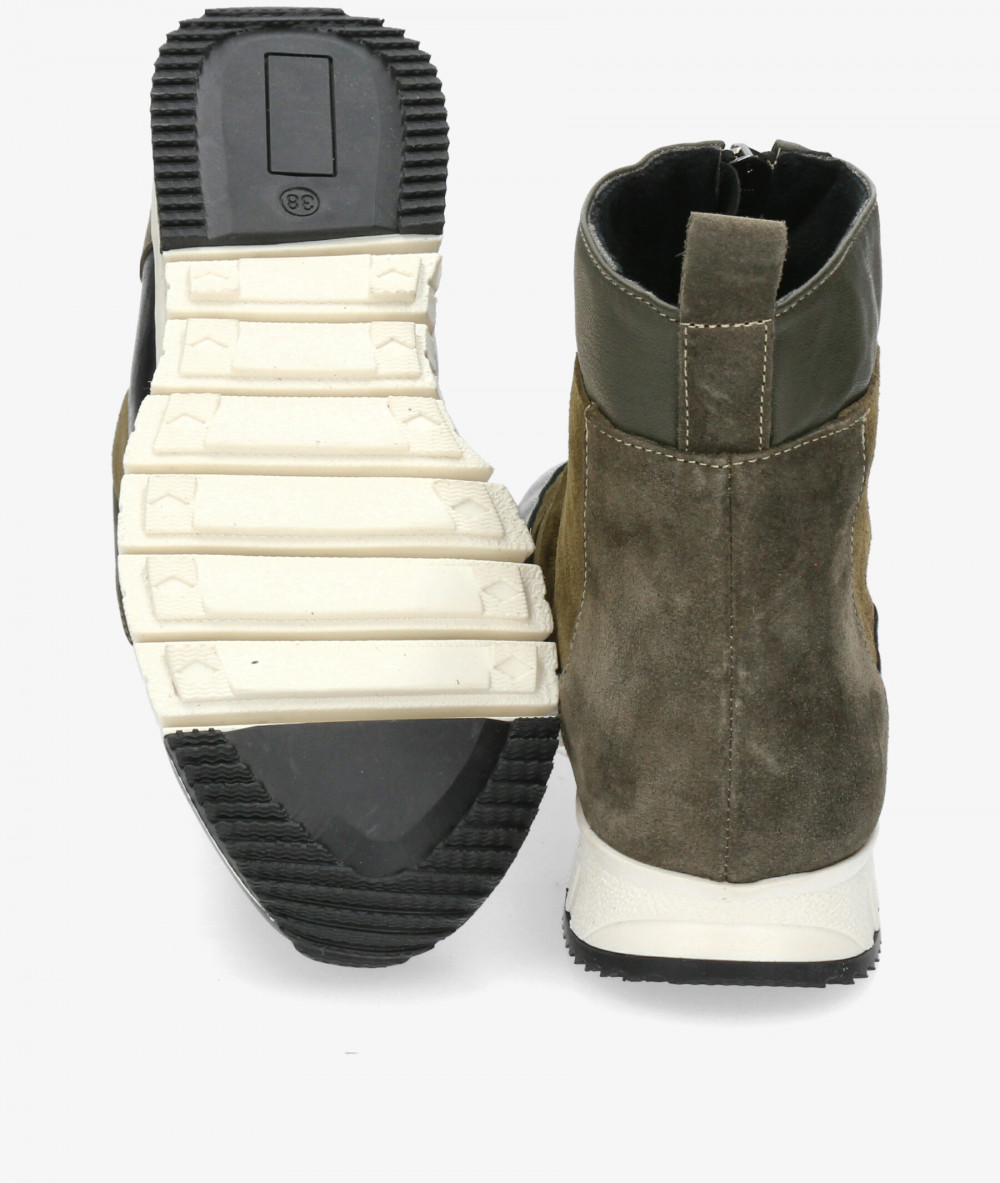 Botines pabloochoa.shoes  RAGO46 en serraje kaki
