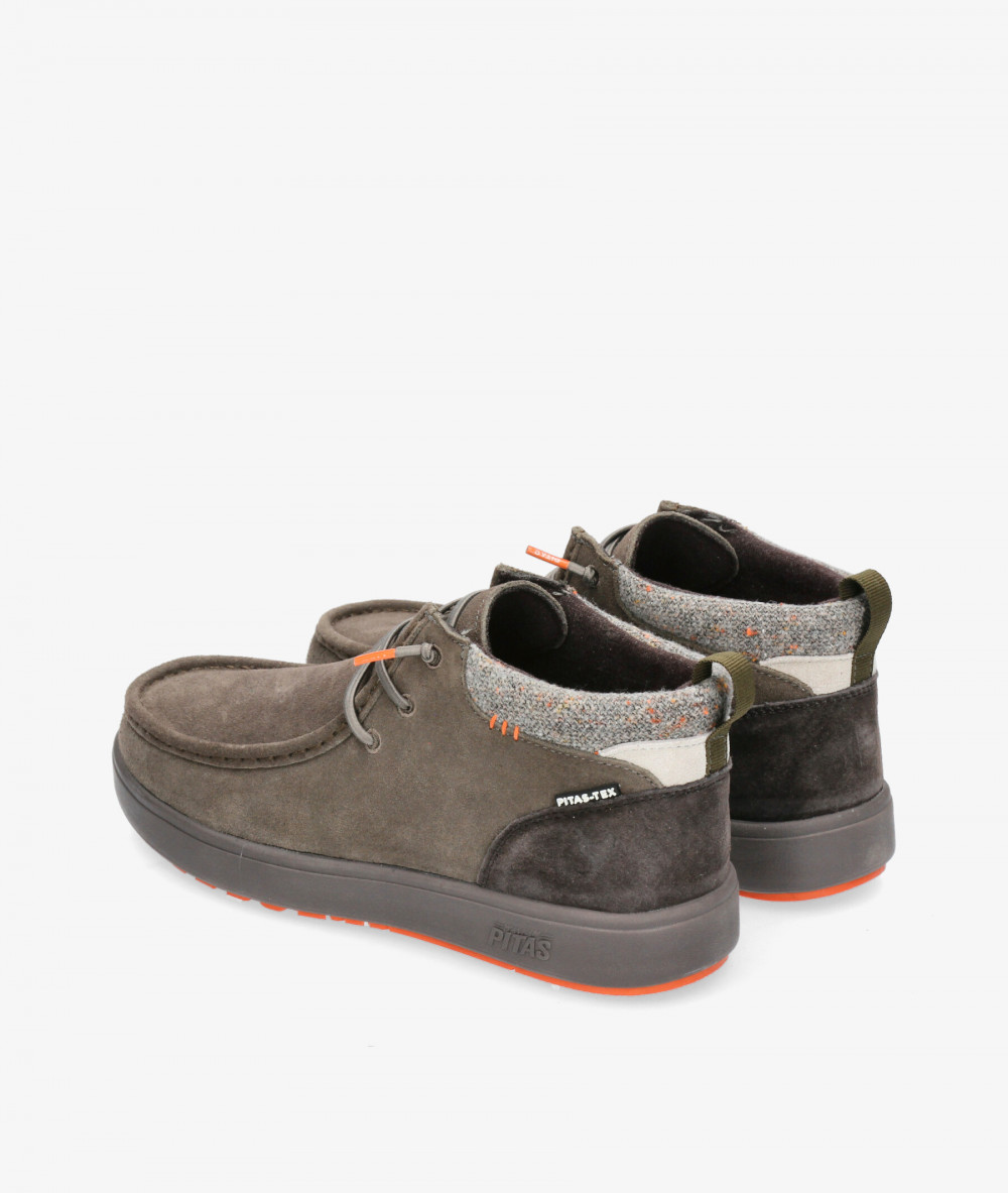 New in Man Walk in Pitas