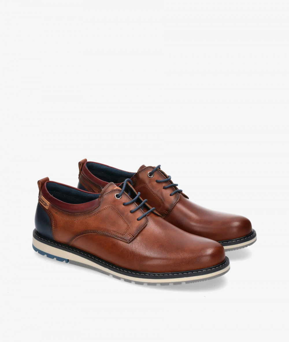 Zapatos casual Pikolinos M8J-4183 en cuero Zapatos casual Pikolinos M8J-4183 en cuero