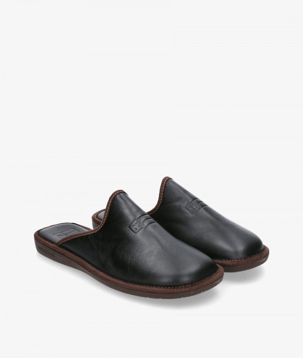 Zapatillas de casa Nordikas  188/F en negro Zapatillas de casa Nordikas  188/F en negro