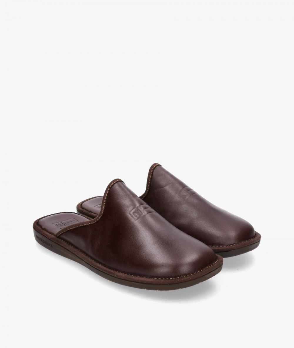 Zapatillas de casa Nordikas  188/F en burdeos Zapatillas de casa Nordikas  188/F en burdeos