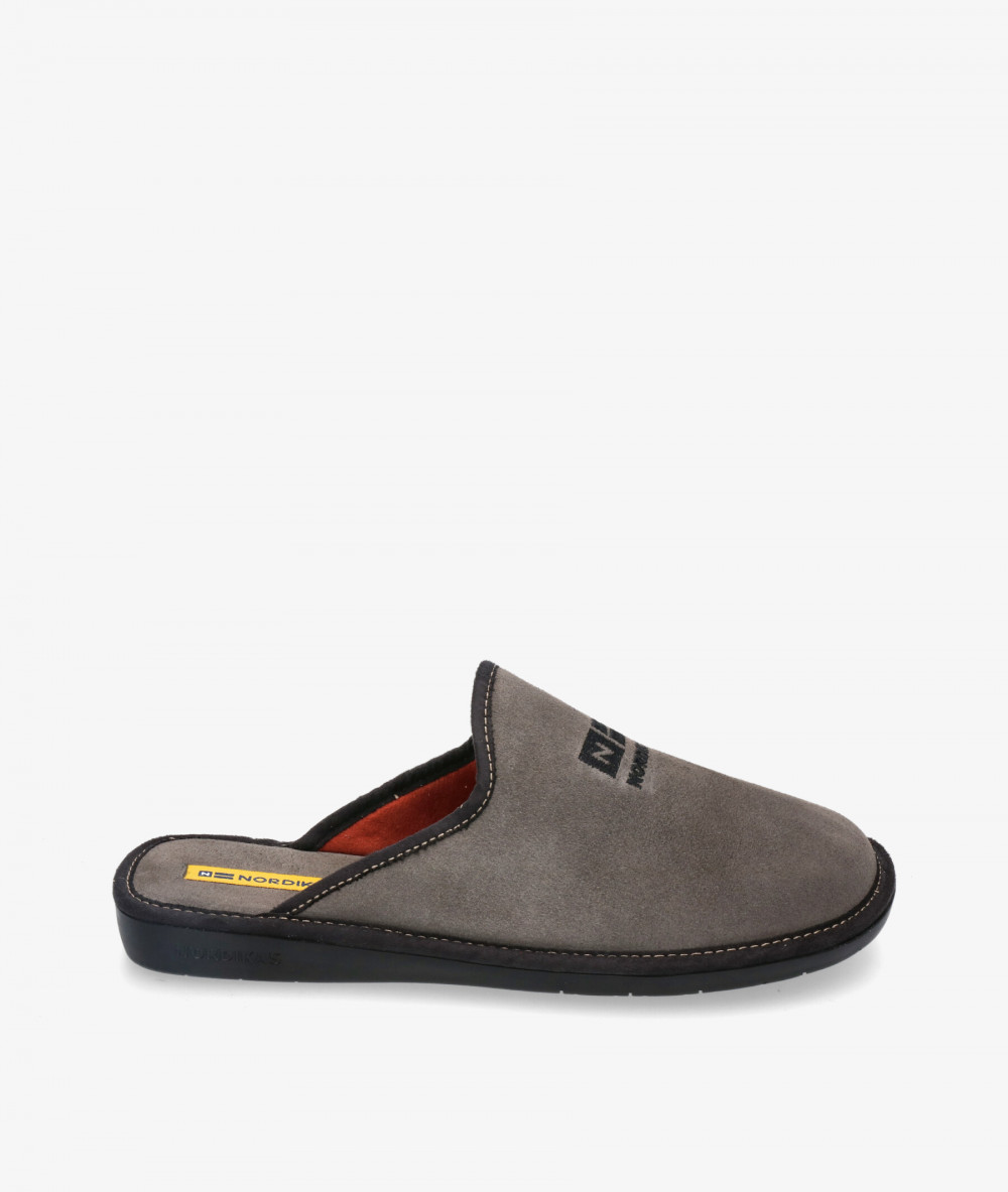 Zapatillas de casa Nordikas  236/F en serraje gris Zapatillas de casa Nordikas  236/F en serraje gris