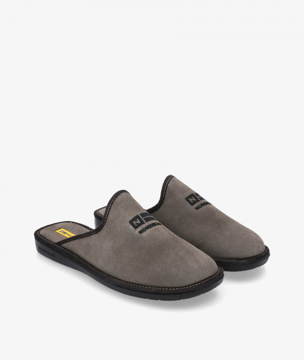 Zapatillas de casa Nordikas  236/F en serraje gris Zapatillas de casa Nordikas  236/F en serraje gris