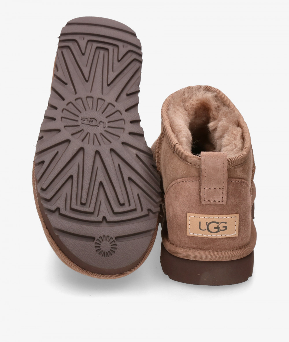 Botines UGG CLASSIC ULTRA MINI en topo