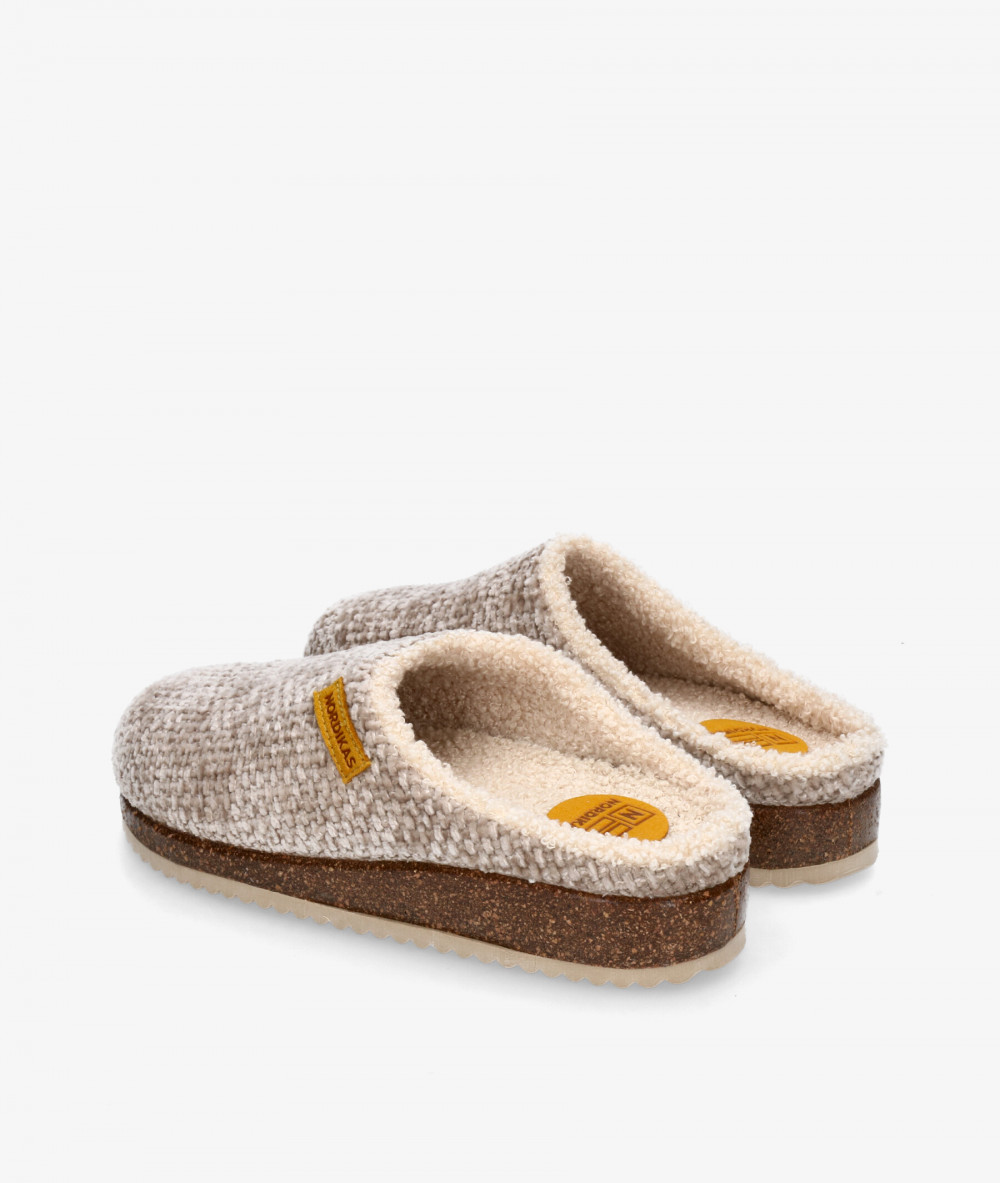 Chinela Nordikas 2243 en beige Chinela Nordikas 2243 en beige