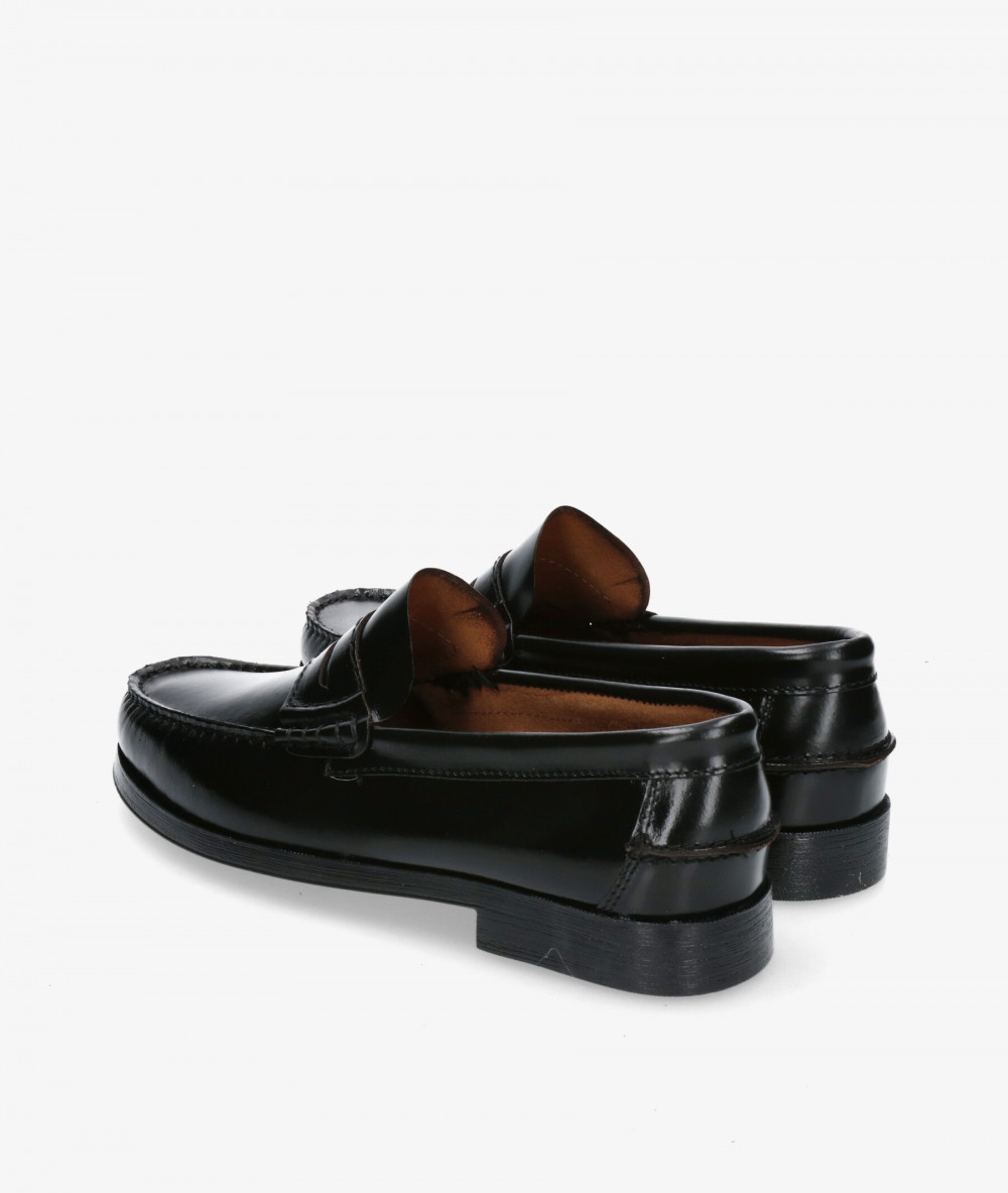 Castellanos Traveris 93000 en negro Castellanos Traveris 93000 en negro