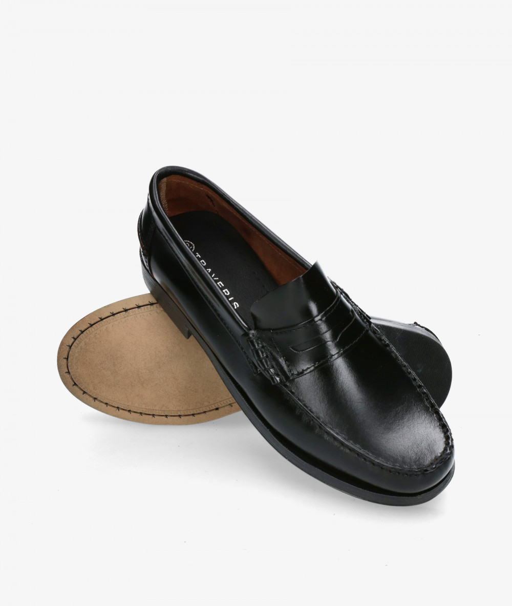 Castellanos Traveris 93000 en negro Castellanos Traveris 93000 en negro