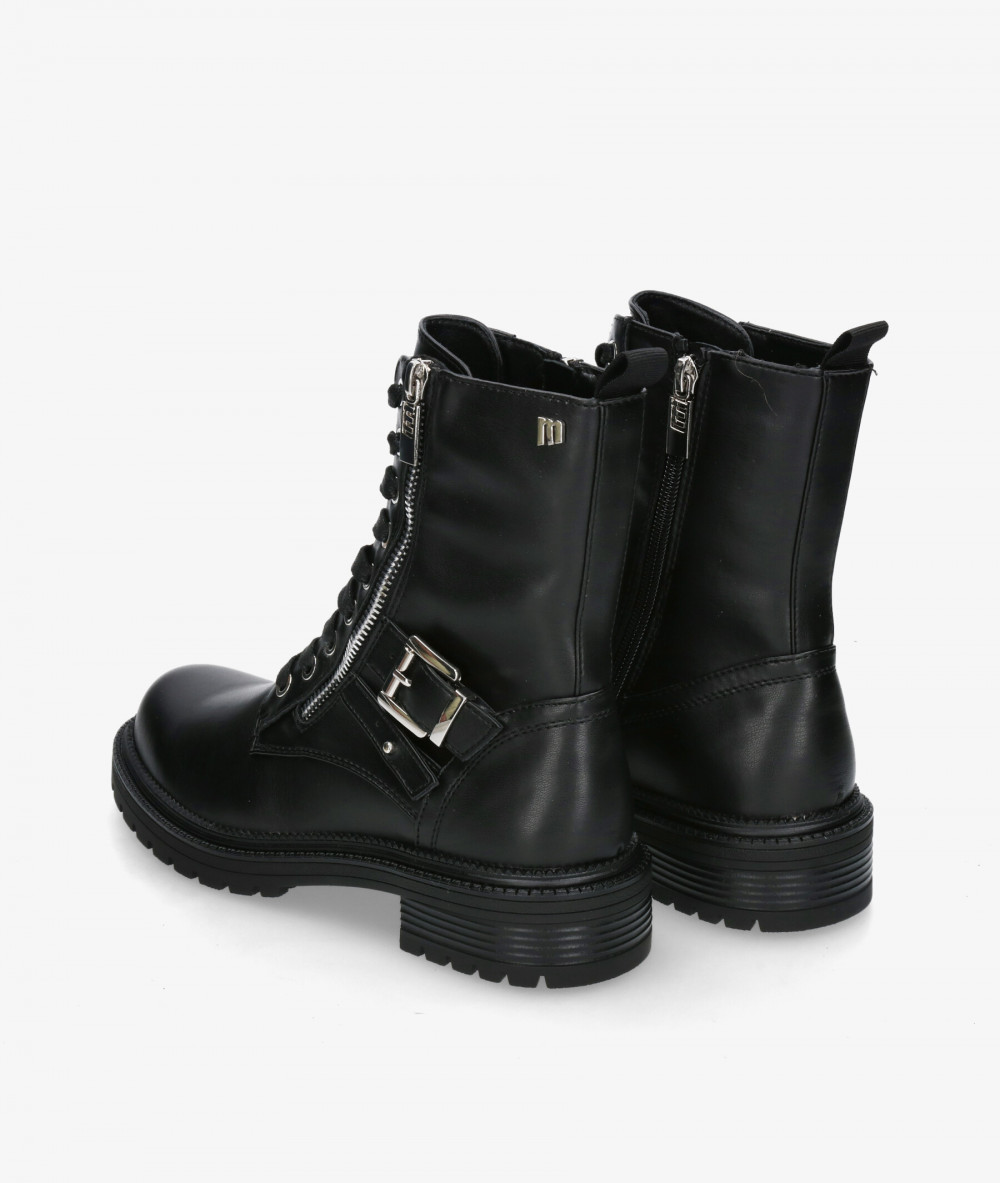 Botines Mustang  54774 en negro Botines Mustang  54774 en negro
