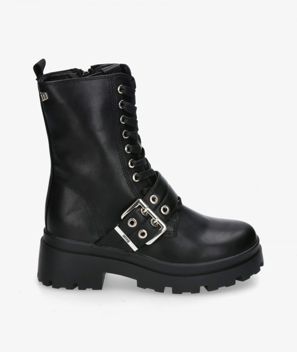 Botines Mustang  54654 en negro Botines Mustang  54654 en negro
