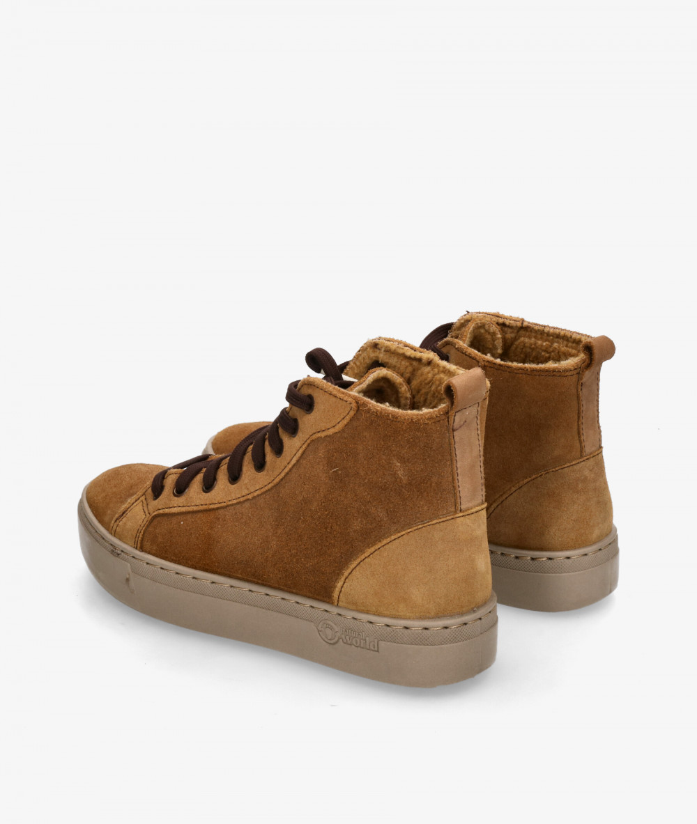 Deportivos Natural World  6220 en serraje camel Deportivos Natural World  6220 en serraje camel