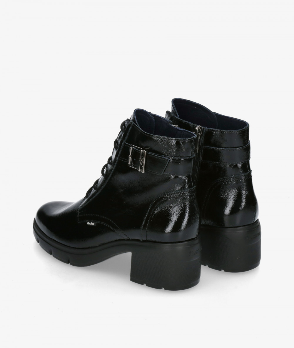 Botines Fluchos  F2107 en charol negro Botines Fluchos  F2107 en charol negro