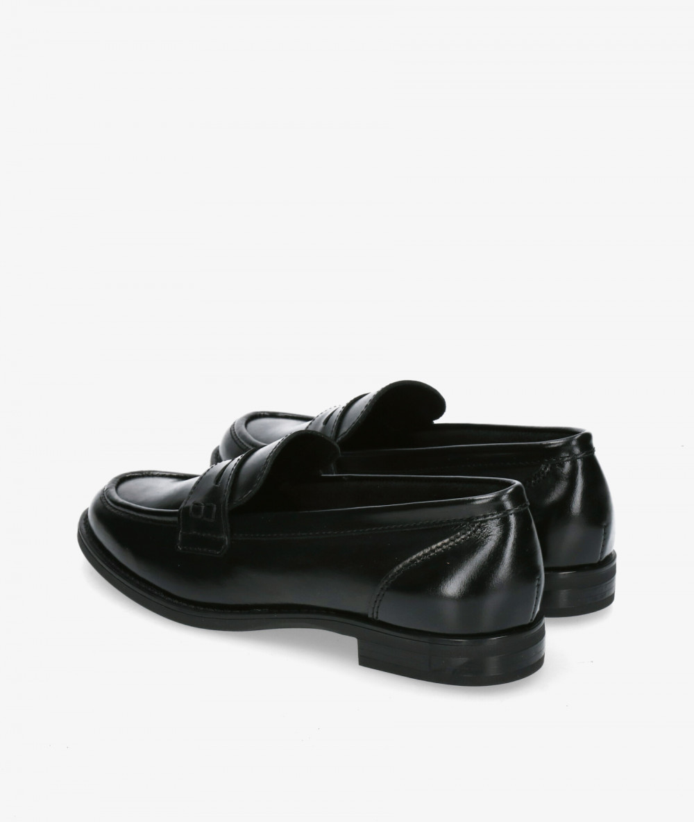 Mocasines Funny Lola 1186 en negro Mocasines Funny Lola 1186 en negro
