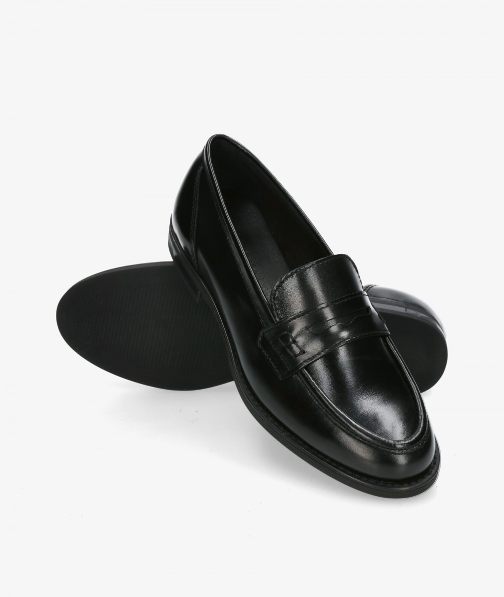 Mocasines Funny Lola 1186 en negro Mocasines Funny Lola 1186 en negro