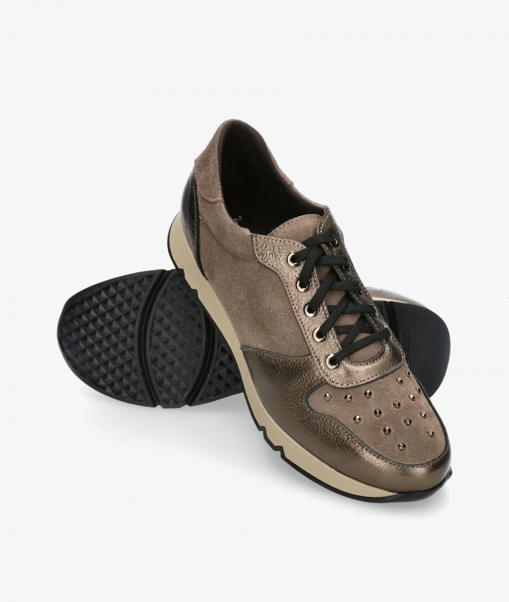 Deportivos bloom&you  UXÍA en taupe metalizado Deportivos bloom&you  UXÍA en taupe metalizado