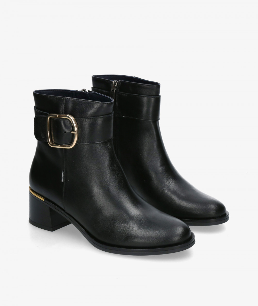Botines Dorking 9603 en negro