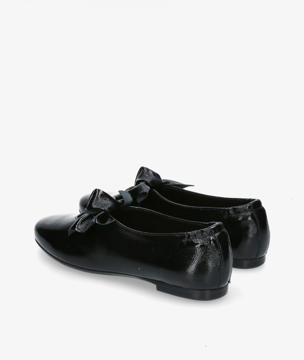 bloom&you Dress low heel shoes PATTY in black patent leather bloom&you Dress low heel shoes PATTY in black patent leather