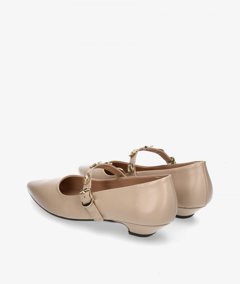 bloom&you Dress low heel shoes FRANCESCA in beige bloom&you Dress low heel shoes FRANCESCA in beige