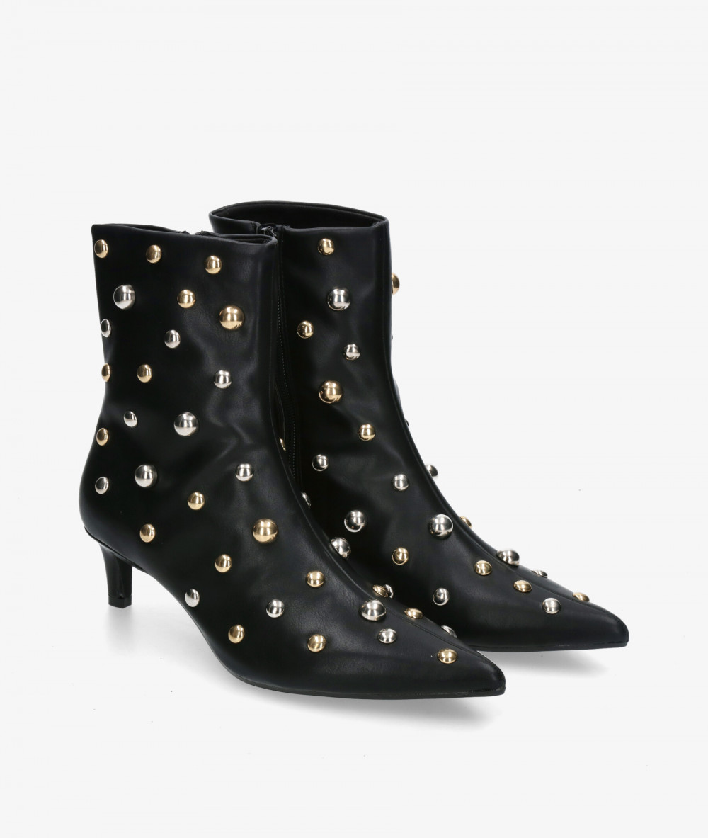 Botines CORINA  M5636 en negro Botines CORINA  M5636 en negro