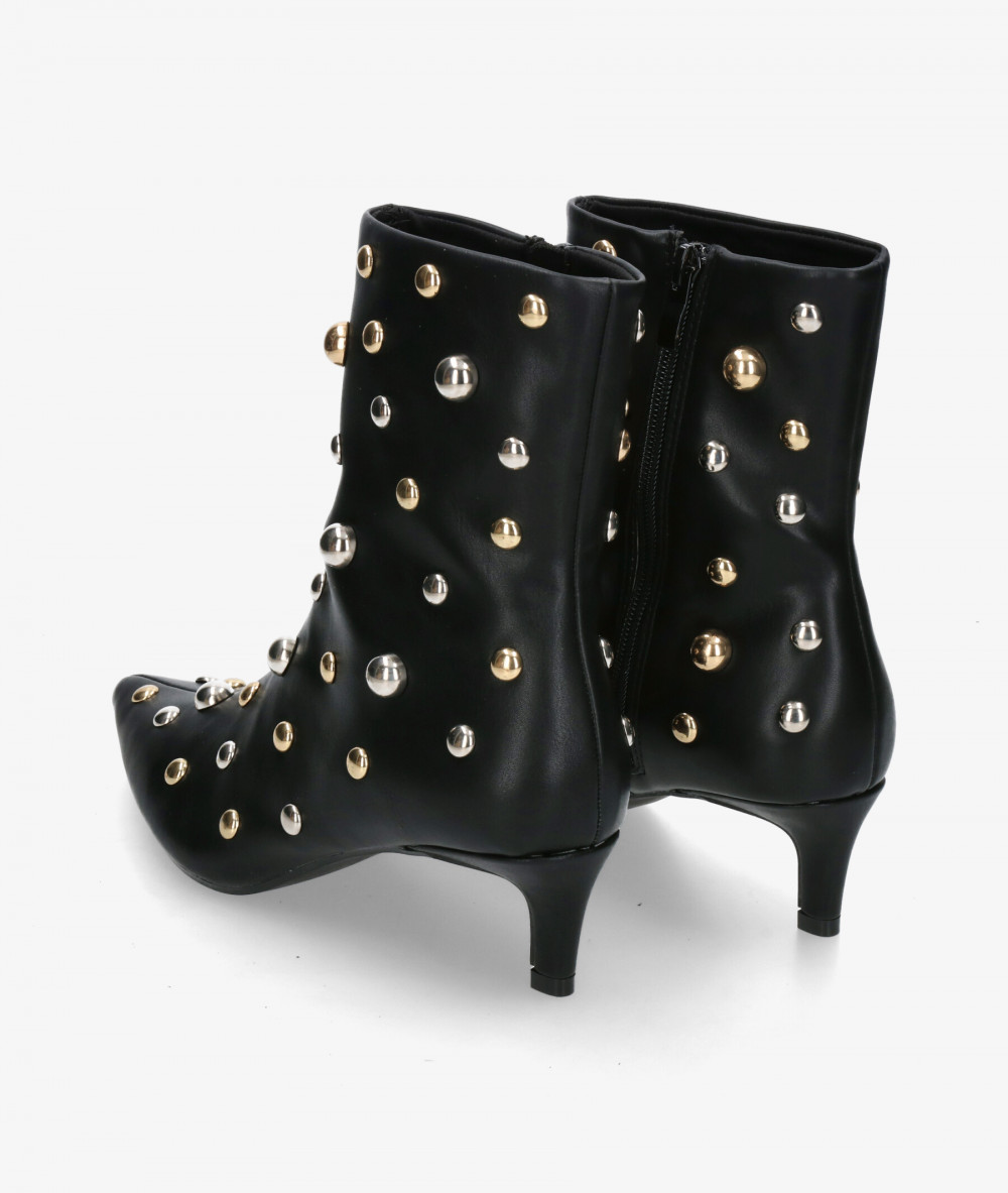 Botines CORINA  M5636 en negro Botines CORINA  M5636 en negro