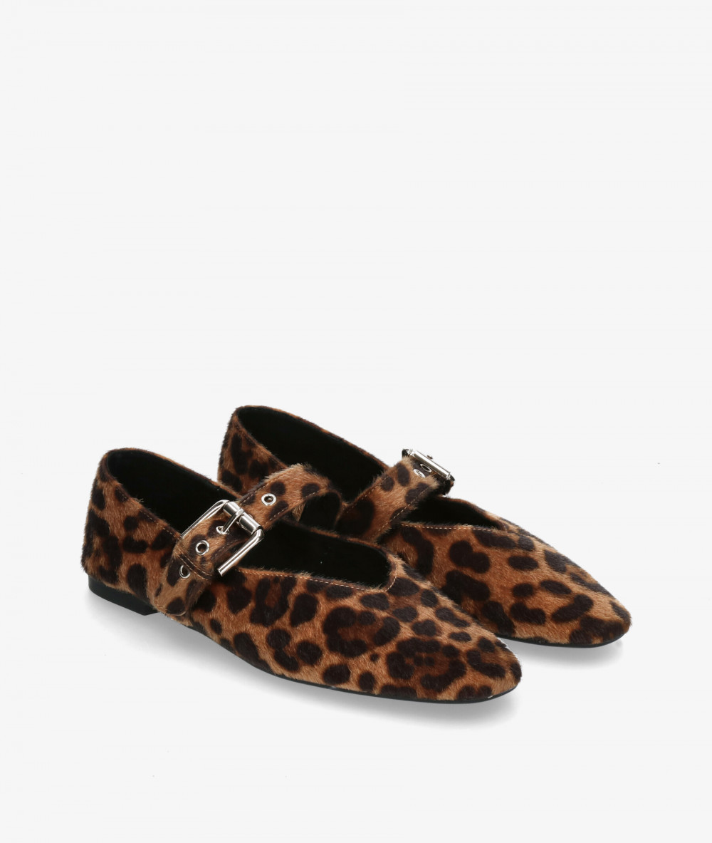 CORINA Mercedes M5625 in leopard print CORINA Mercedes M5625 in leopard print