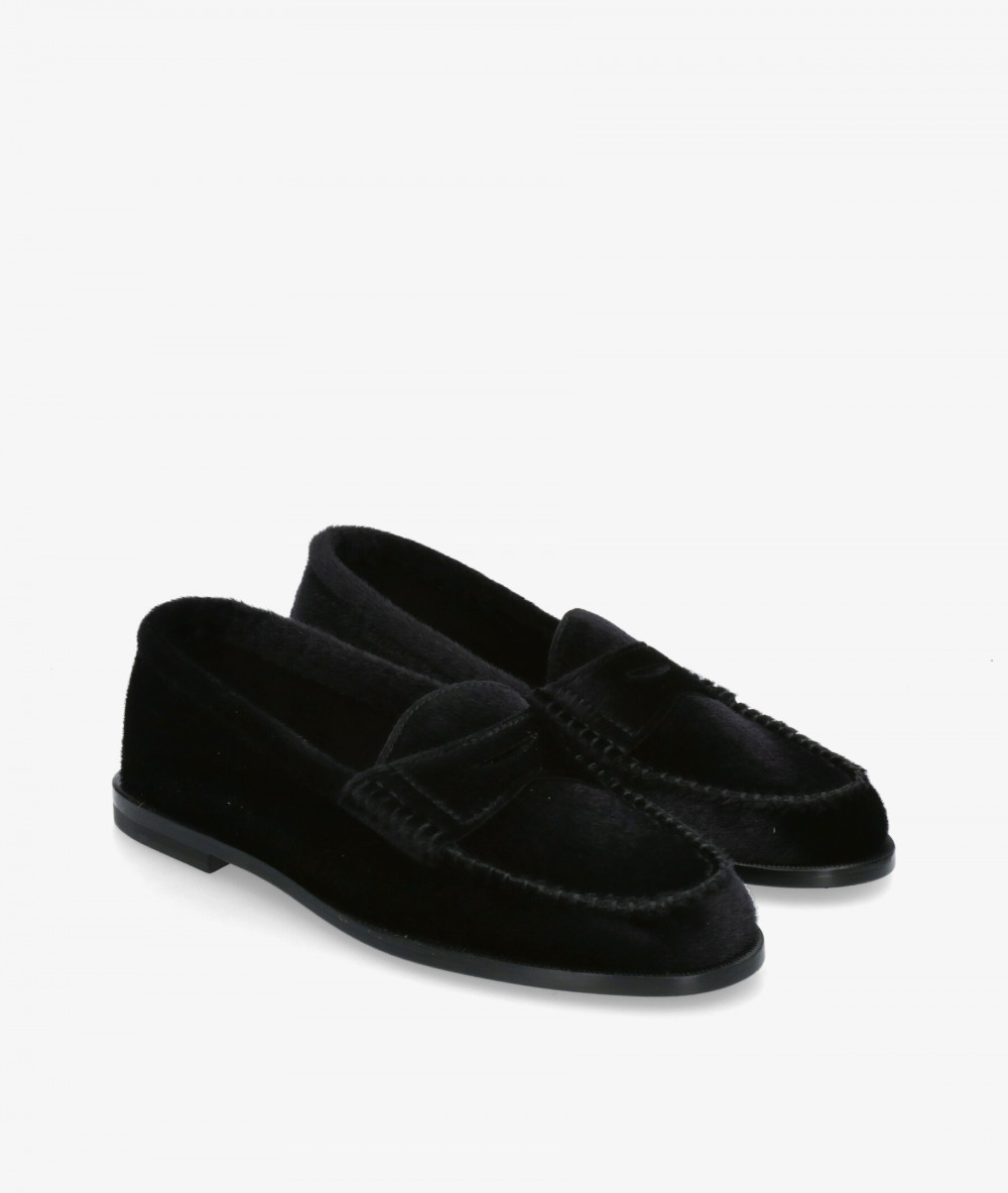 Mocasines CORINA M5696 en negro Mocasines CORINA M5696 en negro