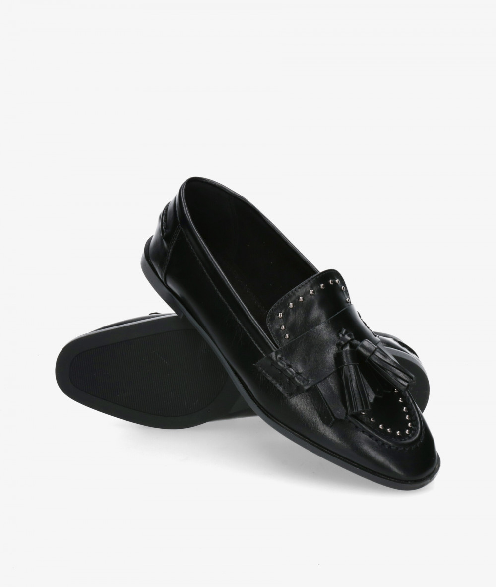 Mocasines CORINA M5680 en negro Mocasines CORINA M5680 en negro