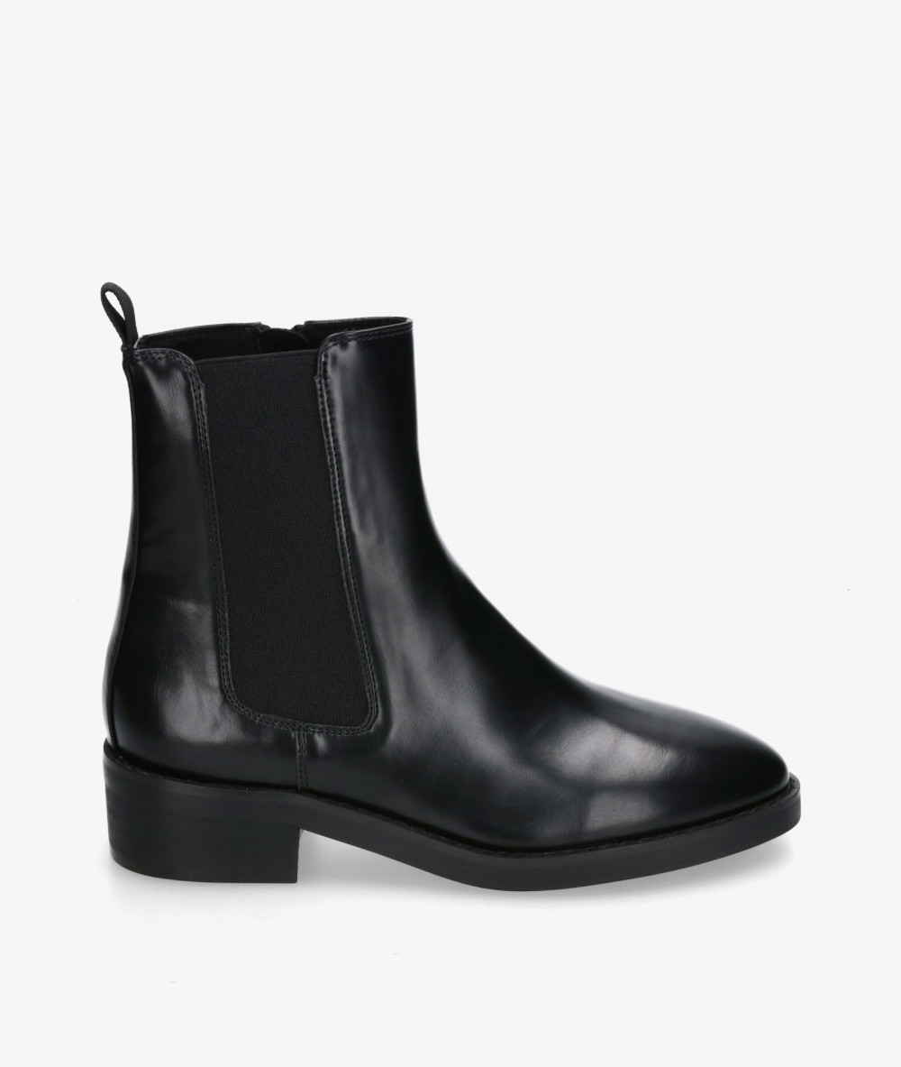 Botines CORINA M5855 en negro