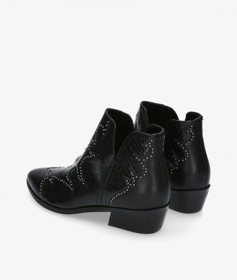 Botines CORINA  M5792 en negro