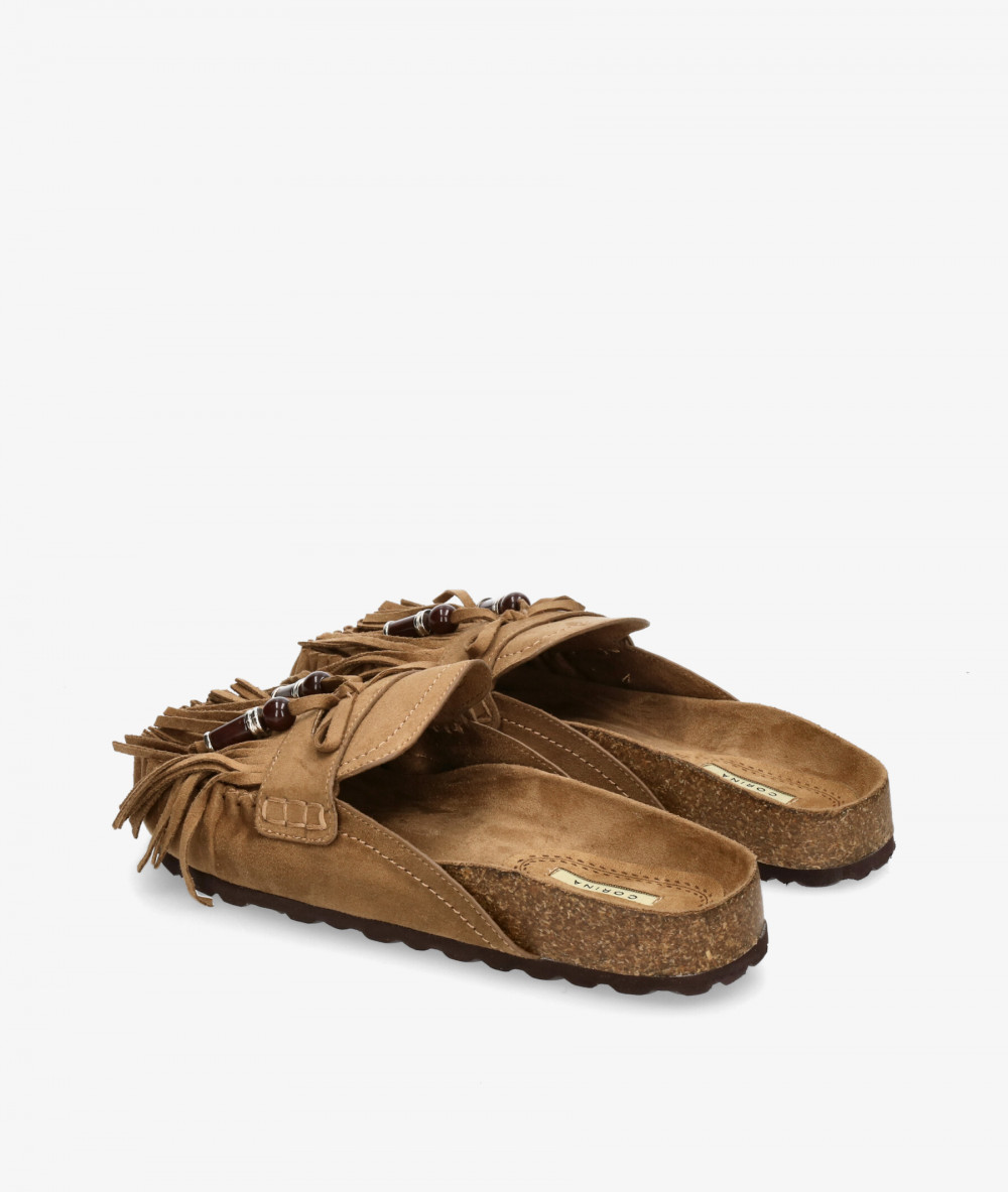 Zuecos CORINA M5641 en cuero Zuecos CORINA M5641 en cuero