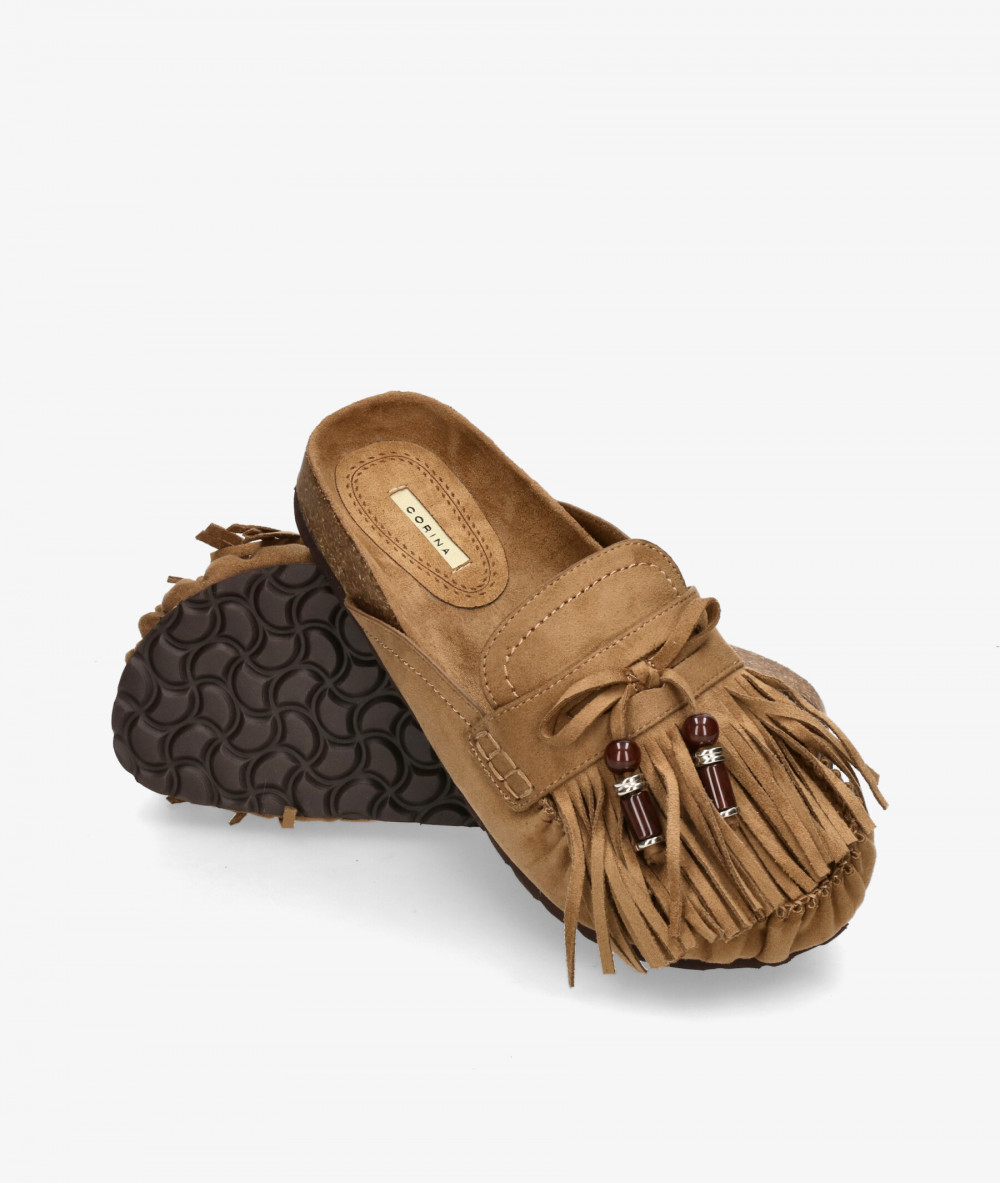 Zuecos CORINA M5641 en cuero Zuecos CORINA M5641 en cuero