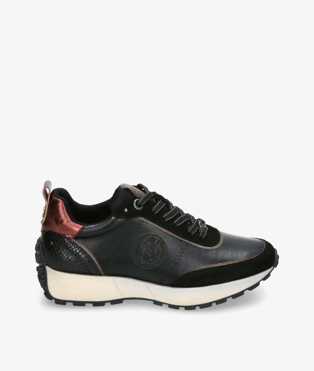 Deportivos Carmela  162699 en negro Deportivos Carmela  162699 en negro