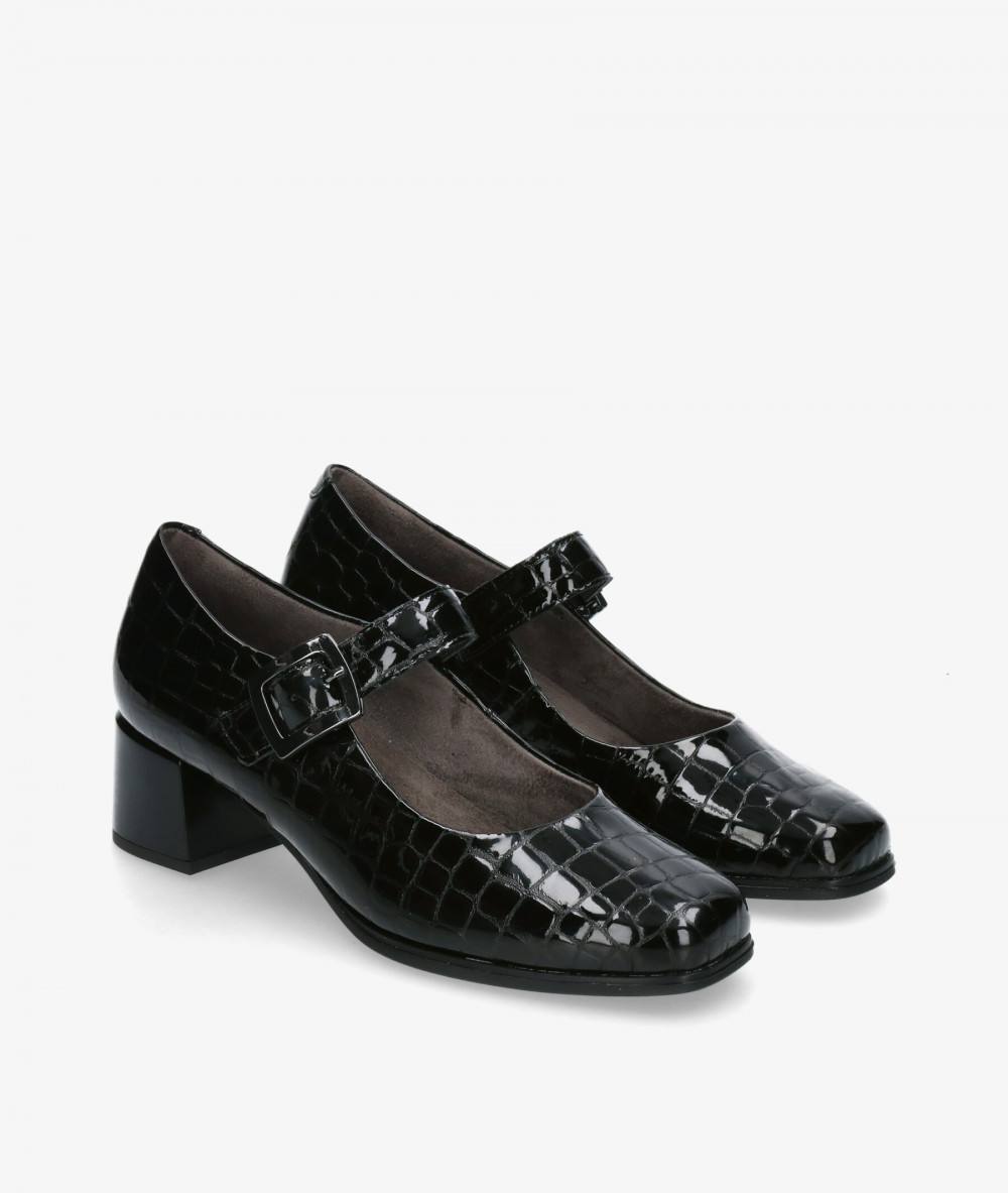 Pitillos Dress medium heel shoes 10821 in black patent leather Pitillos Dress medium heel shoes 10821 in black patent leather
